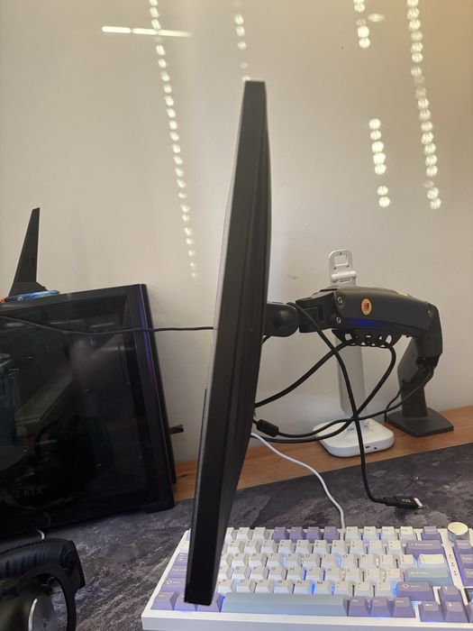 Продам монитор, qube overlord g24f144plus