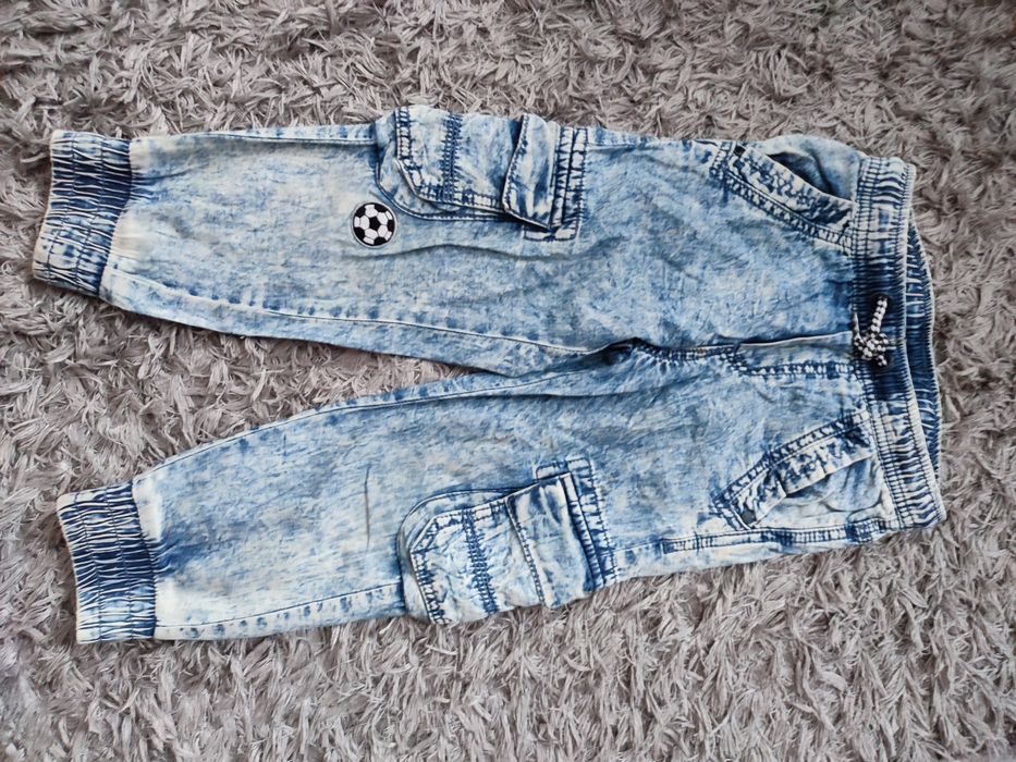 Spodnie jongery rozm. 104