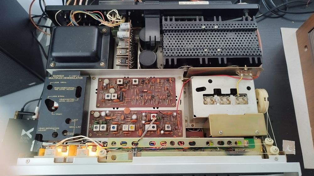 Amplituner Sansui Seven