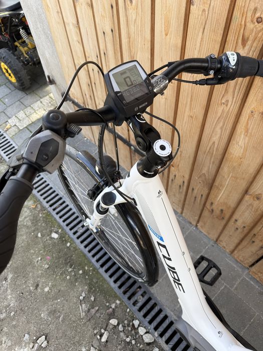 Rower Elektryczny CUBE TRAVEL Gazelle Bosch Active Line damski S 46 H