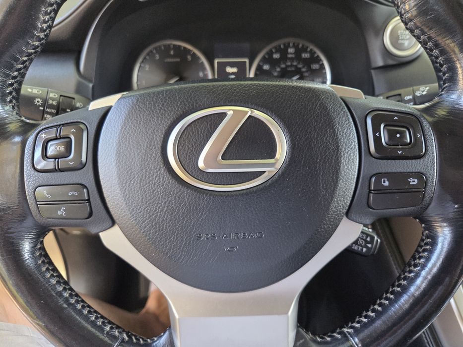 Lexus NX200T , 4wd (повний привід) , акпп ( автомат) , 2015р.