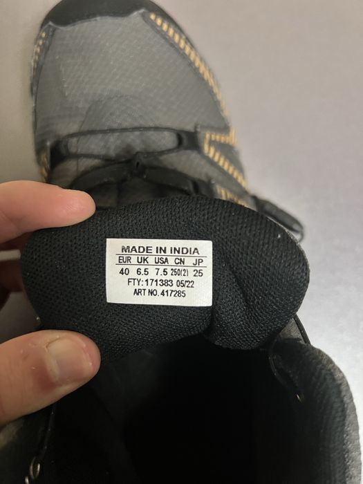 Ботинки Salomon в ідеальному стані,майже не ношані