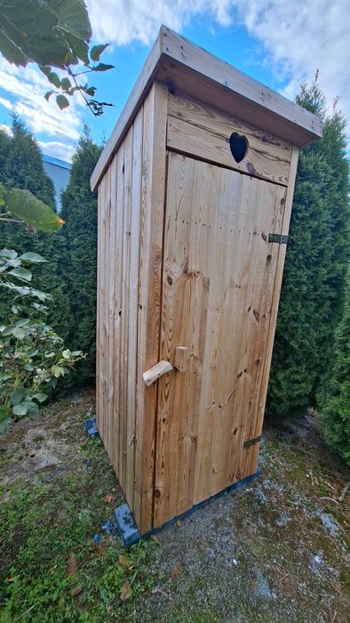 toaleta wychodek wc
