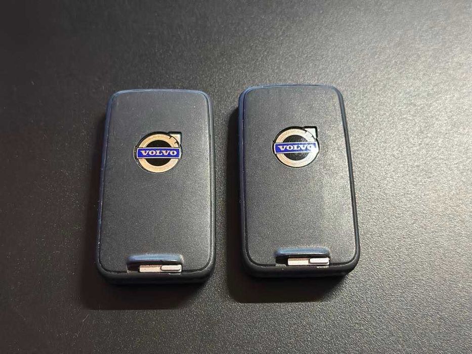 Oryginalny kluczyk pilot Volvo keyless USA - możliwość programowania