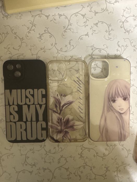 продам чехлы на 13 айфон
