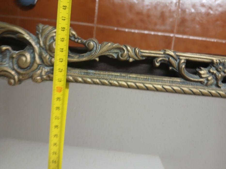 Mesa de entrada com espelho