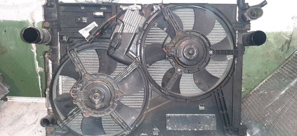 Дифузор ленд ровер фрілендер вентилятор Land rover freelander 1.8 2.0