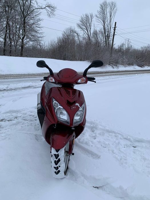 Продам скутер YBEN150 кубів