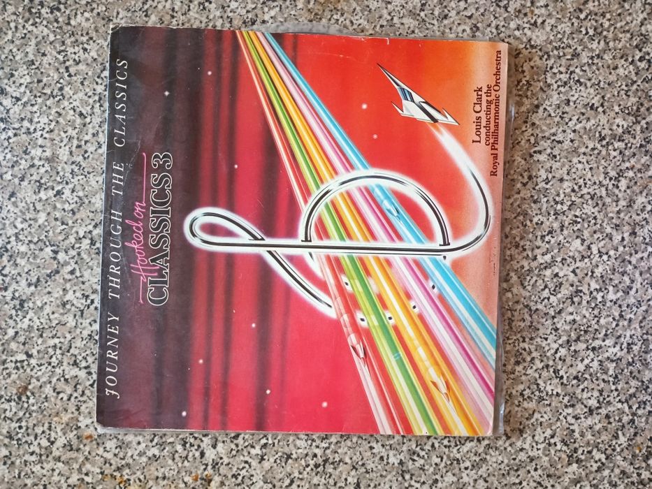 Variedade de discos vinil LP 3€ unidade
Exemplar estado de conservação