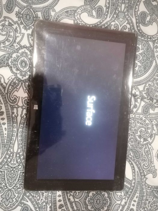 Surface RT 8.1 64 gb64283777361153123