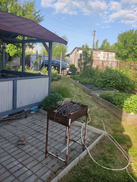 Продаж  пів будинку Добровільна