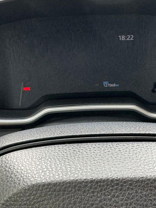 Toyota Corolla e21 , гібрид, 1.8