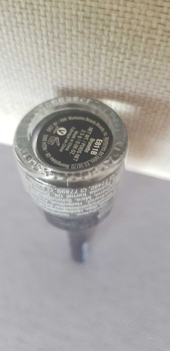 Pomada do brwi marki Wet n Wild 
E811B Brunette