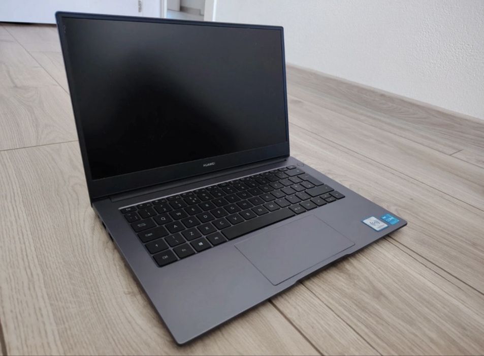 Huawei MateBook D14 i3 11gen / 8GB / SSD 256GB / Windows 11 / Stan idealny