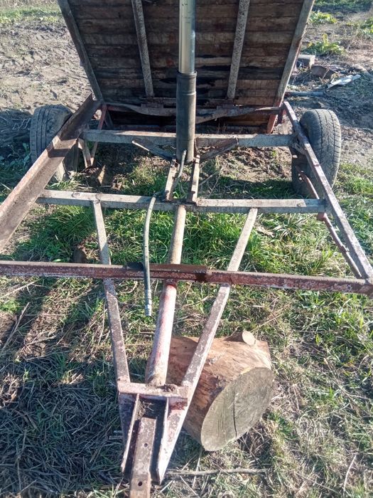 Продам прицеп самоскид.