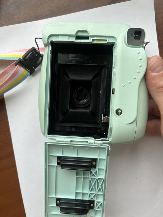 Instax Mini 9 ( НА ДЕТАЛІ або ПІД РЕМОНТ)