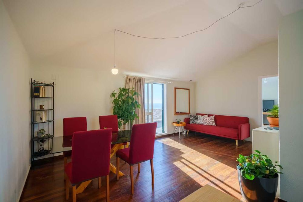 Conjunto Mesa + 4 cadeiras