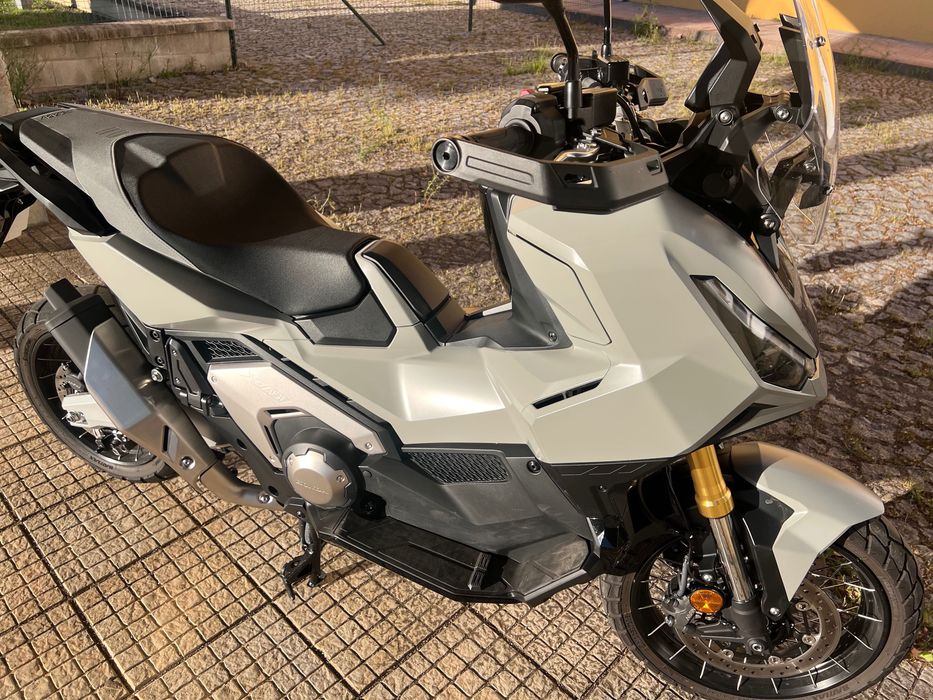 Honda x adv 750 08/25