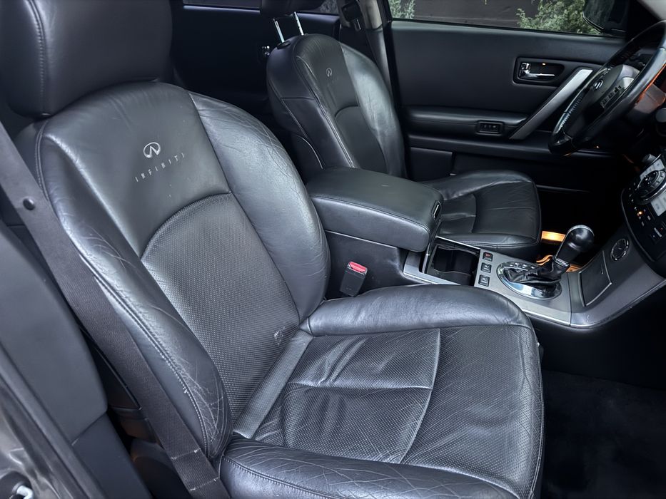 Infiniti FX35 ВЛАСНИК