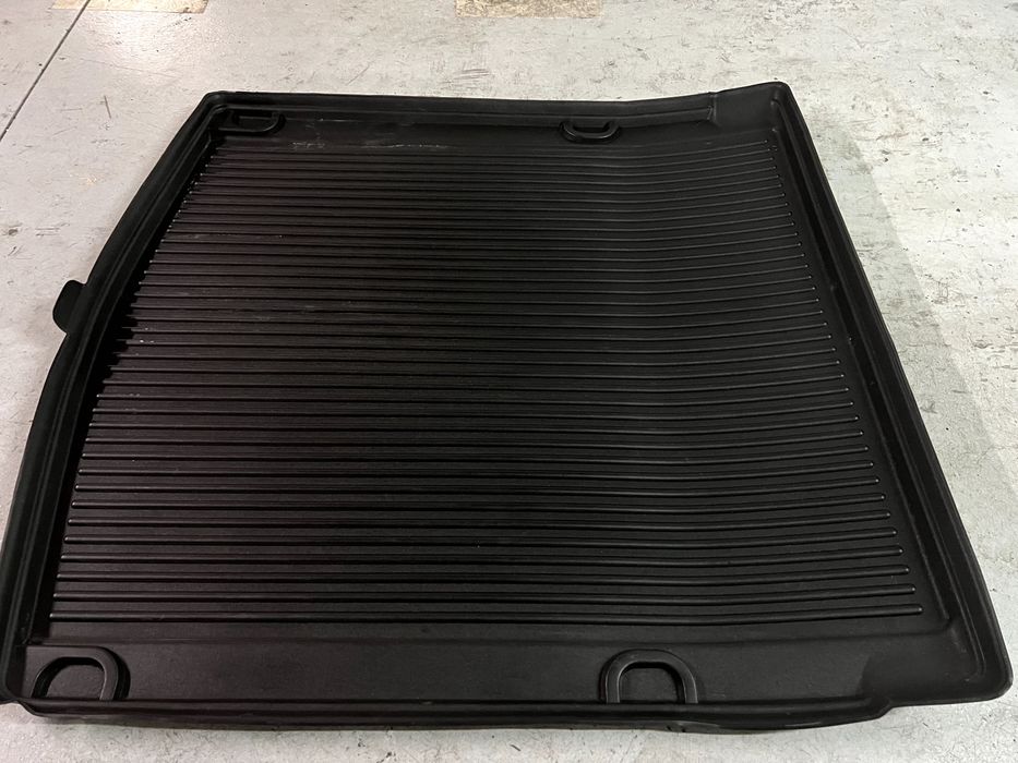 Bandeja de Carga Audi A4 - B8