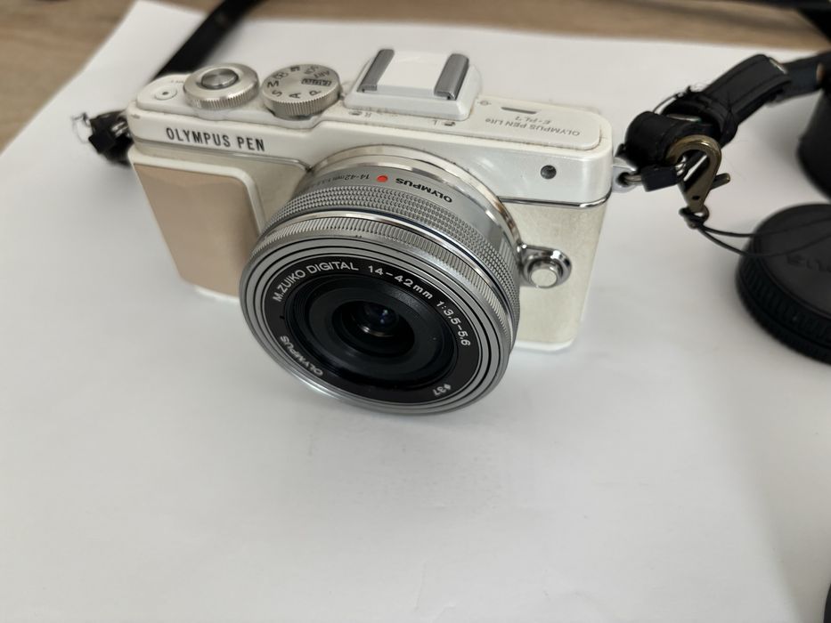 Olympus PEN E-PL7 z dodatkami