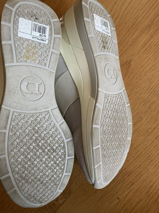 Buty sportowe koturn r. 39