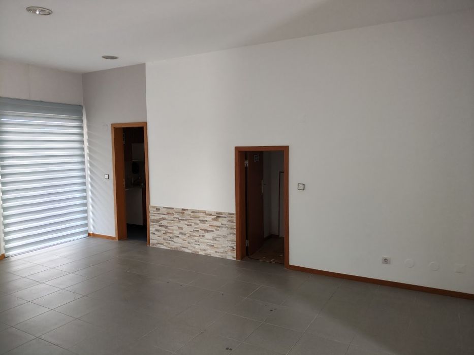 Espaço comercial para arrendamento