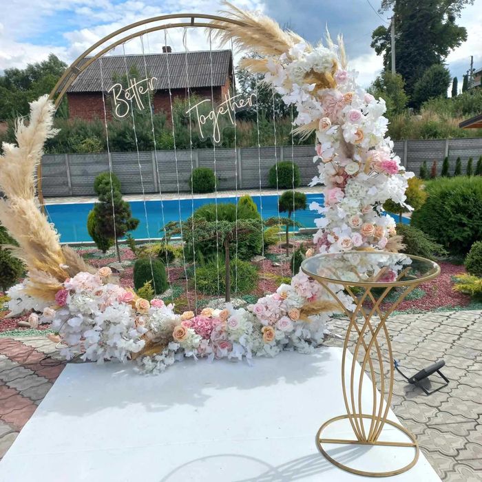 Є СВІТЛО!Оренда будинку подобово з великим залом!Басейн з підігрівом