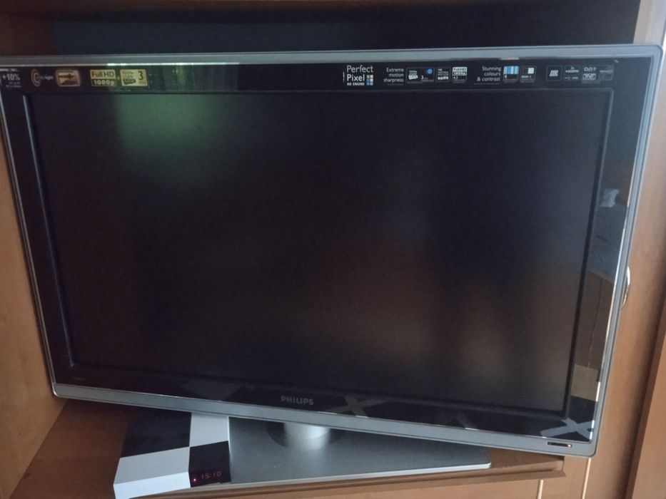 Uszkodzony Telewizor 42 '  Philips Ambilight 42PFL9732D / 10