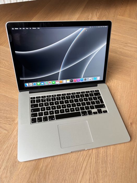 Idealny MacBook Pro 15” 16/512 GB PERFEKCYJNY! 50 cykli!