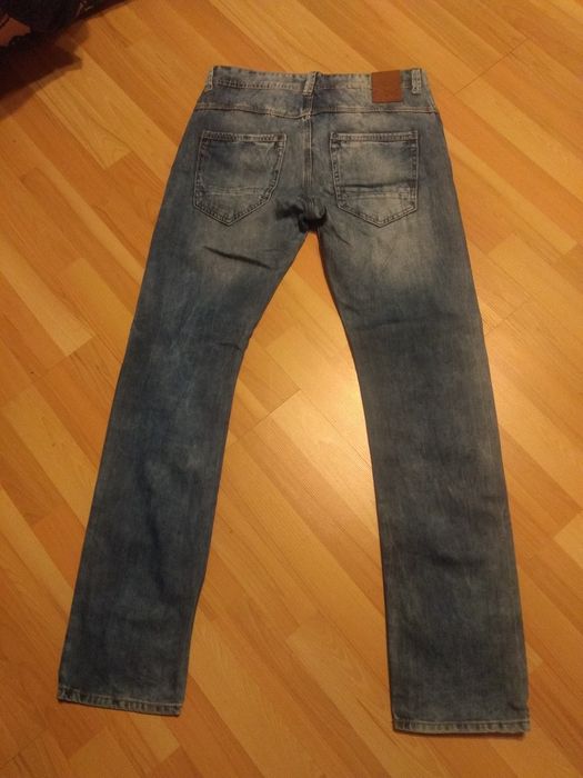 Jeansy house męskie