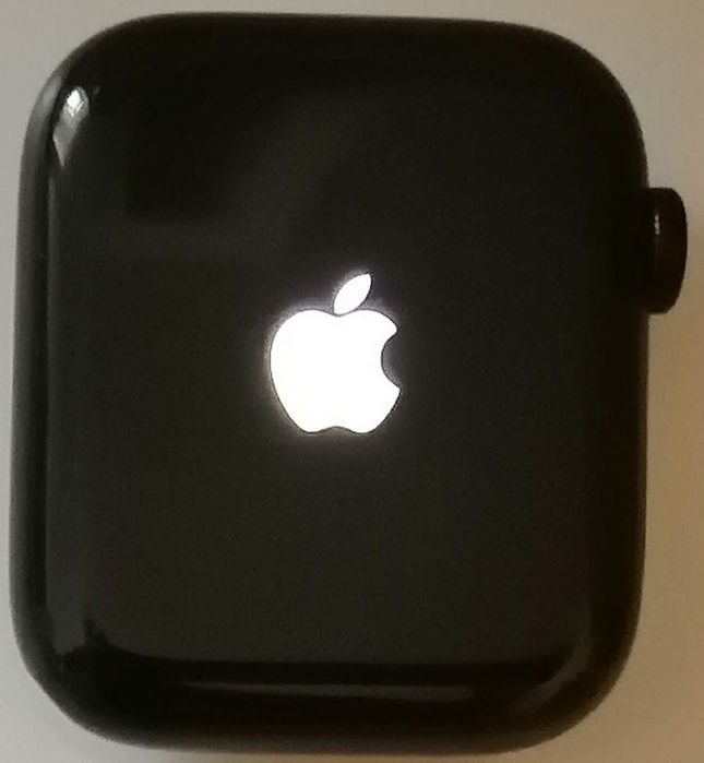 Apple Watch SE (Gen 2) 44mm - Cellular- como novo, com a bateria a 100% - 2 anos de garantia
