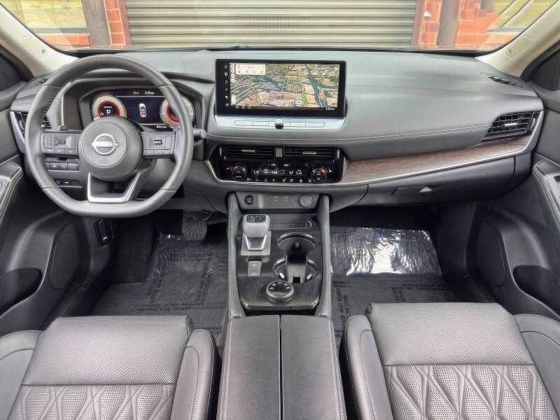 2024 Nissan Rogue Platinum