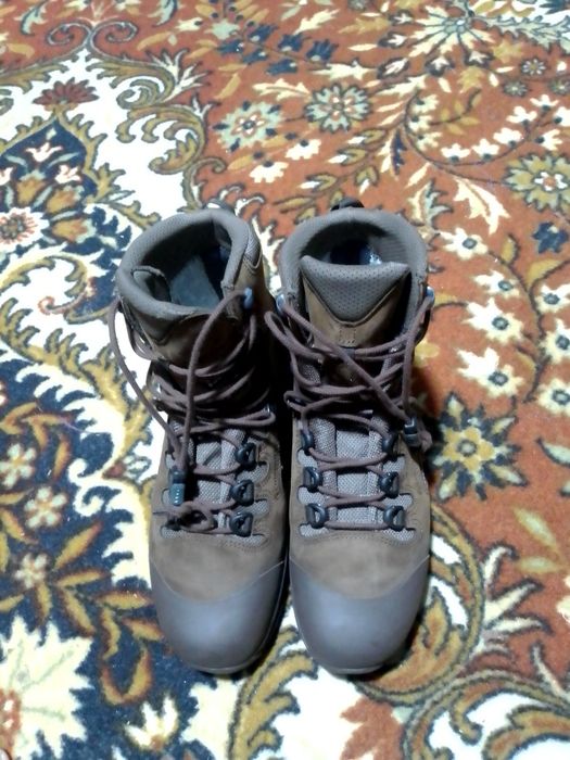 Берці германія нові 43розмір обміняю на кожну обув 41розмір зимову
