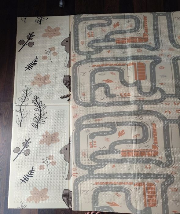Dwustronna mata piankowa 180x120 cm składana Magiczny Las Boho