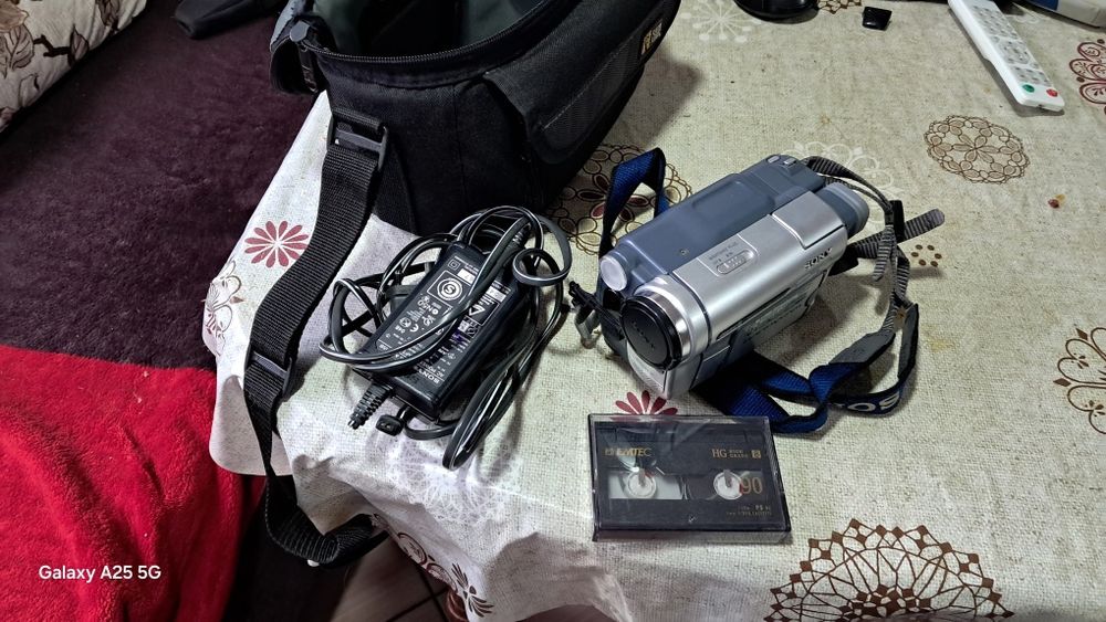 Відеокамера soni handikam