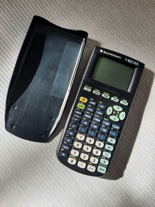 Calculadora Científica TI-82