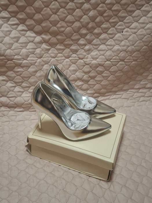 Buty szpilki srebrne nowe