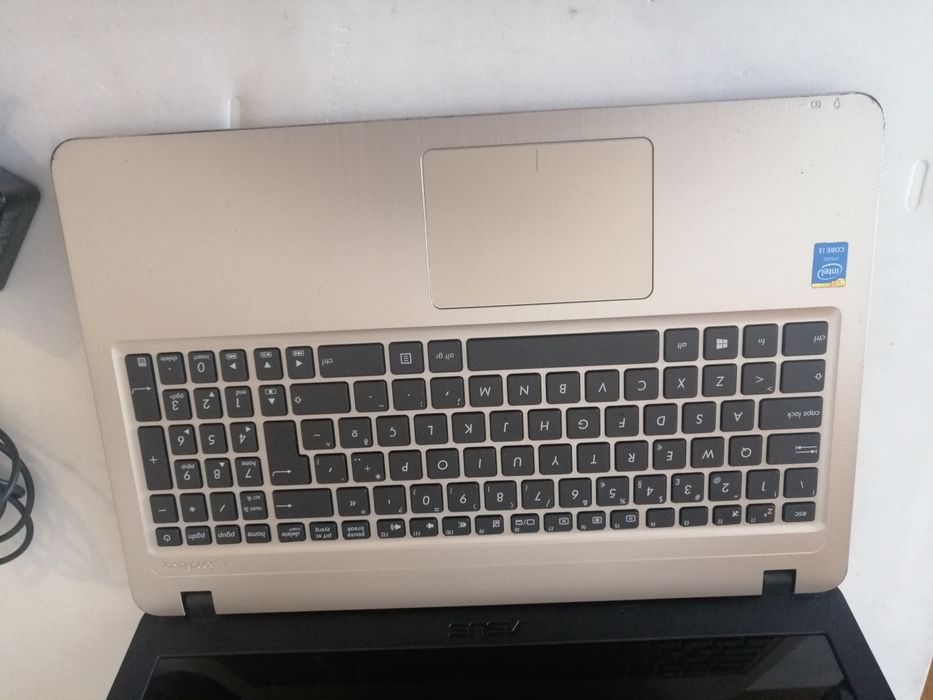 Portatil Asus x540l