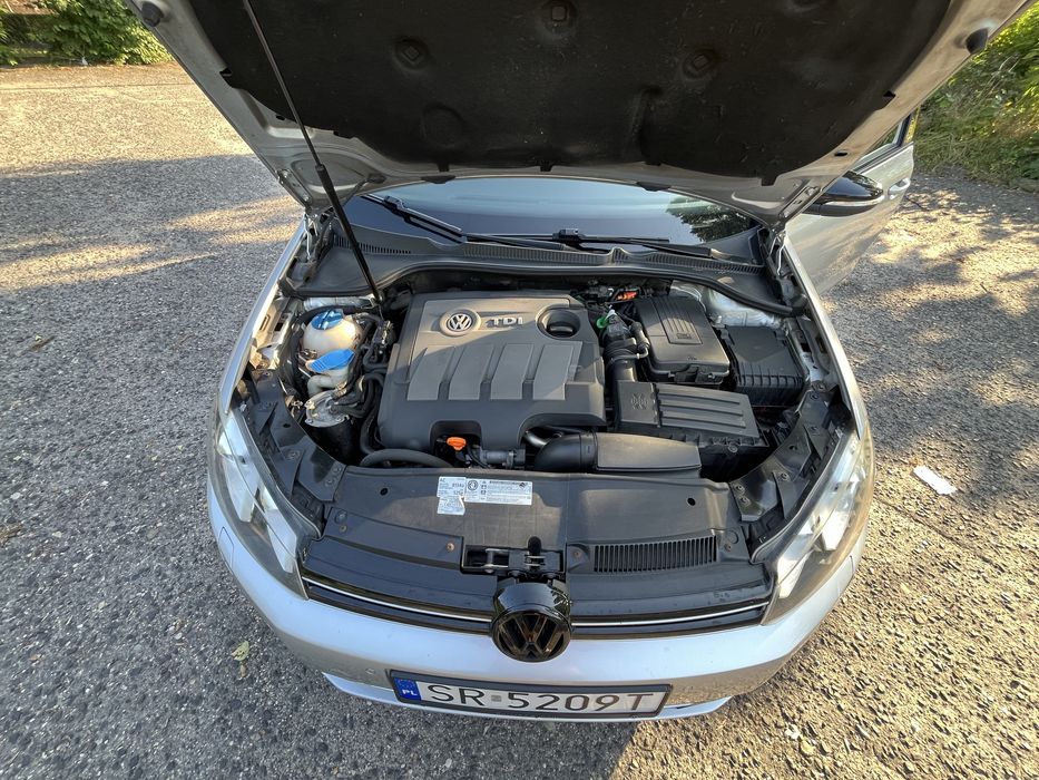 Volkswagen Golf VI 1.6 TDI Bogate wyposażenie