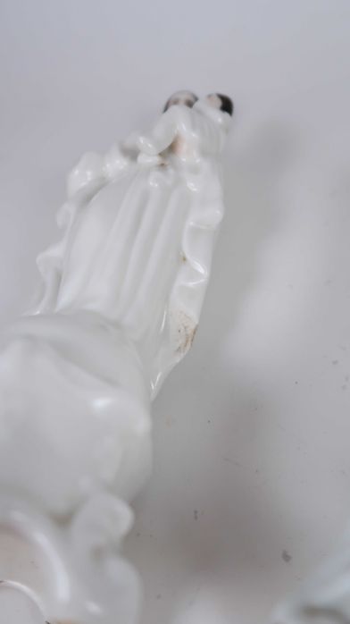 Esculturas Virgem Maria com o Menino - Porcelana Séc. XXI/XX