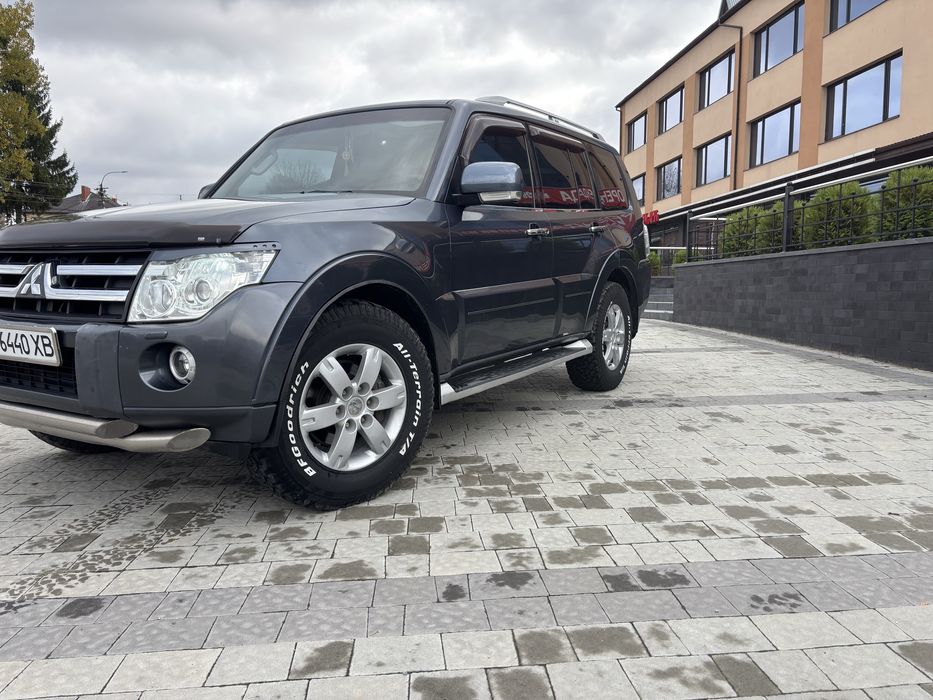 Mitsubishi Pajero Wagon