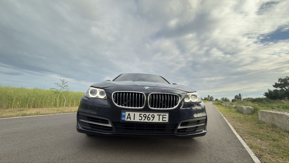 BMW 528i X-Drive 2014 рік