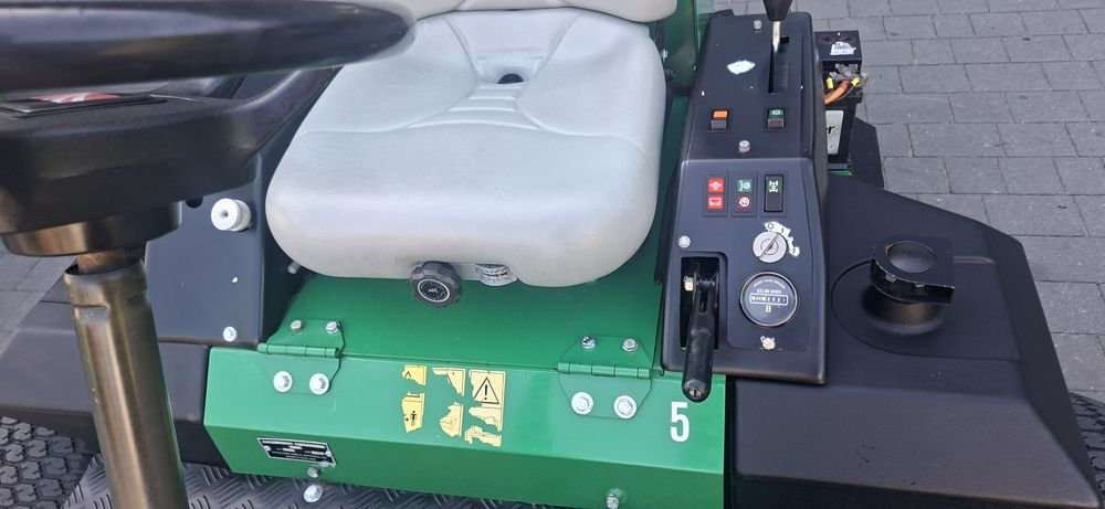 Traktorek kosiarka ransomes nie toro kubota  john deere