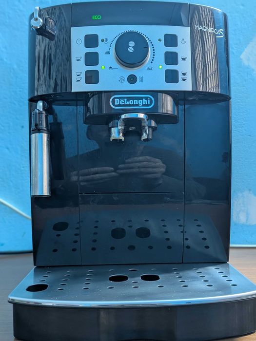 Кавомашина Delonghi Magnifica S 2023р.