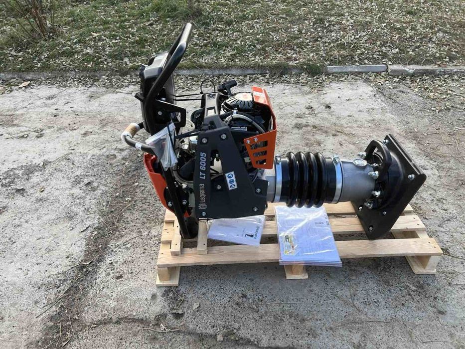 Продаю Віброплиту і Віброногу