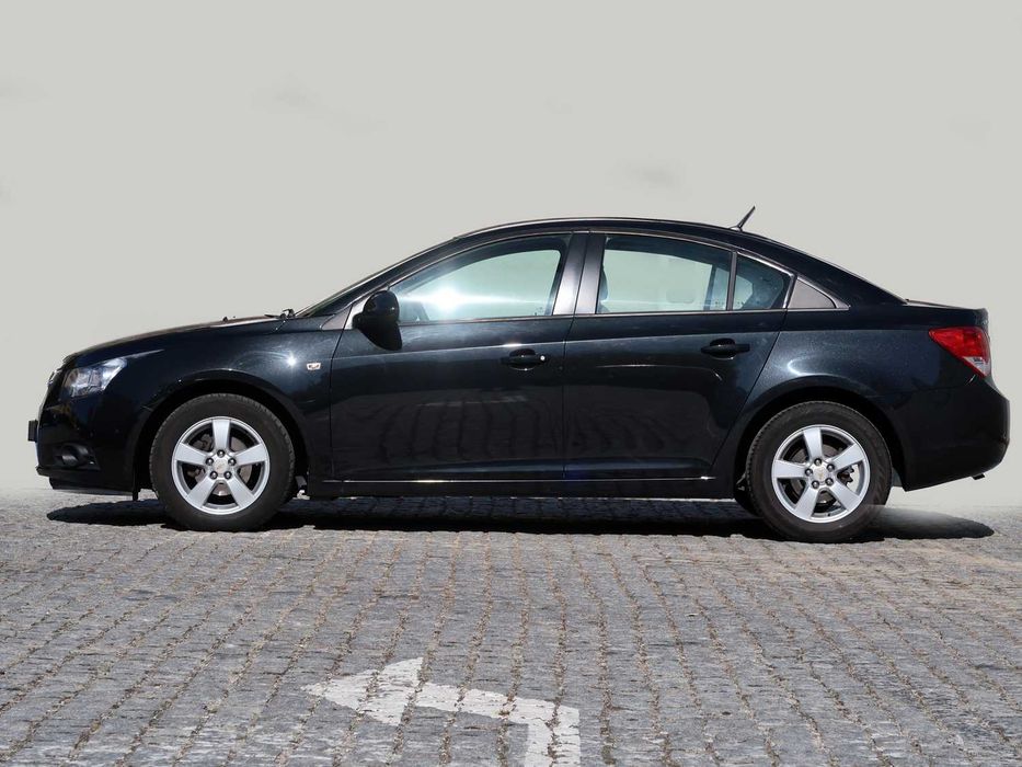Chevrolet Cruze 1.6 LS 2011 em estado perfeito — photo 5