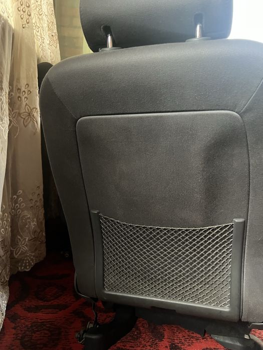 Передні сидіння audi a6c5 електро