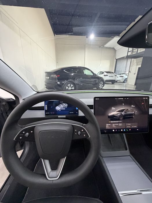 Tesla Model 3 Standard Range plus LFP