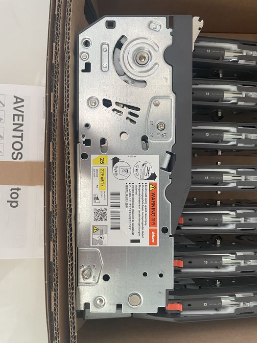 Blum Aventos HF TOP siłownik 22F2511